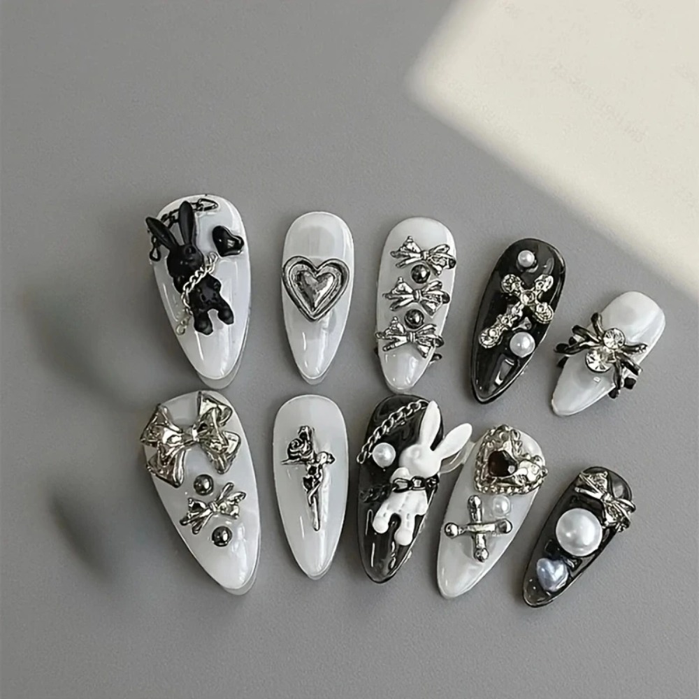 10 buah seni kuku hitam putih  - Nail Art Gothic ulasan dan harga
