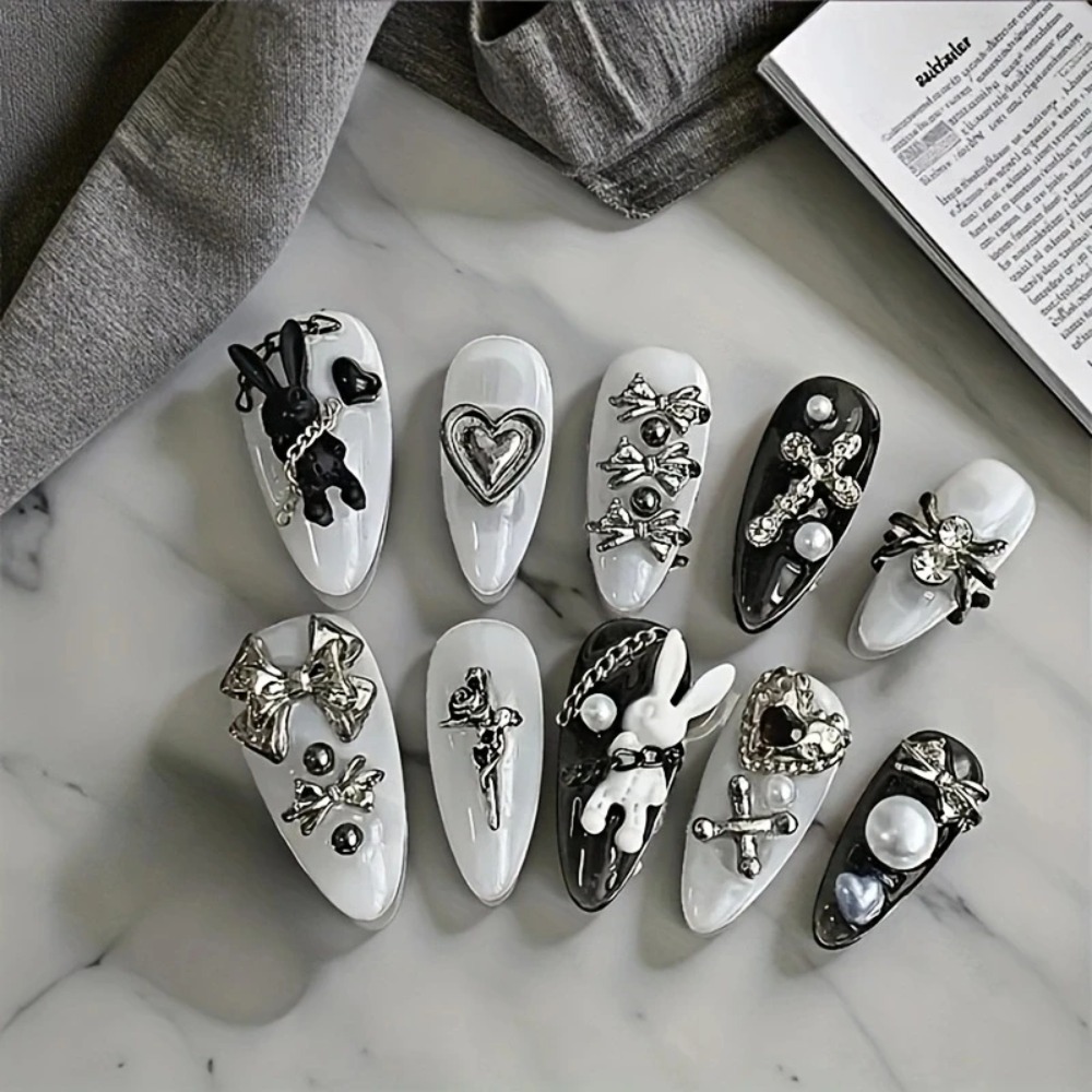 10 buah seni kuku hitam putih  - Nail Art Gothic ulasan dan harga